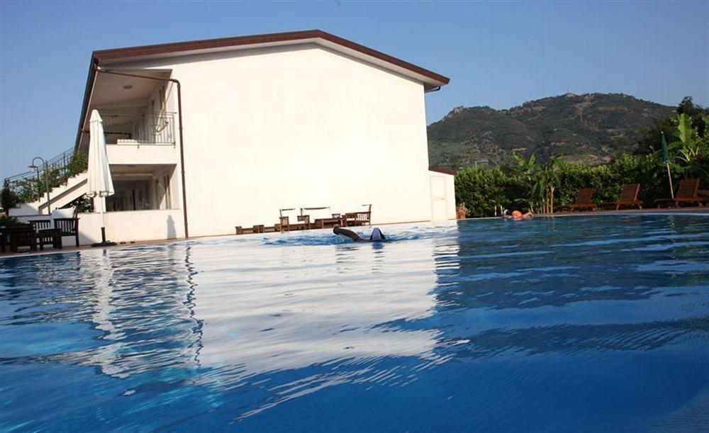 Medimare Residence Club 파티 외부 사진
